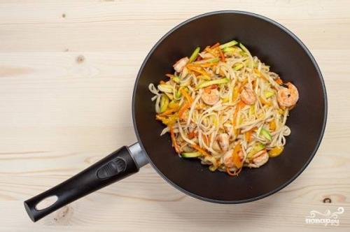 Удон с креветками и овощами. Удон с креветками – лучшие рецепты 10 Удон с креветками и овощами. Удон с креветками – лучшие рецепты 10