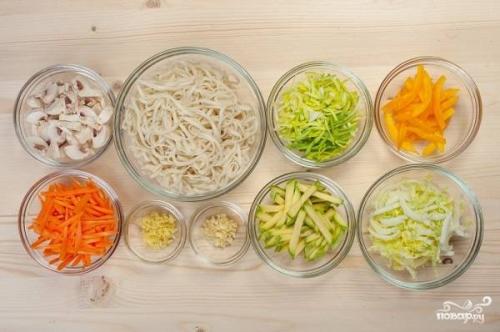 Удон с креветками и овощами. Удон с креветками – лучшие рецепты 07 Удон с креветками и овощами. Удон с креветками – лучшие рецепты 07