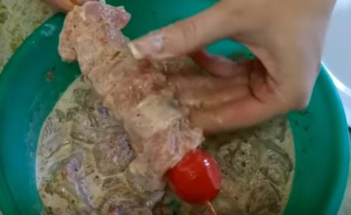 Шашлык на шпажках на мангале. Шашлык из курицы в духовке, вкуснее чем на мангале