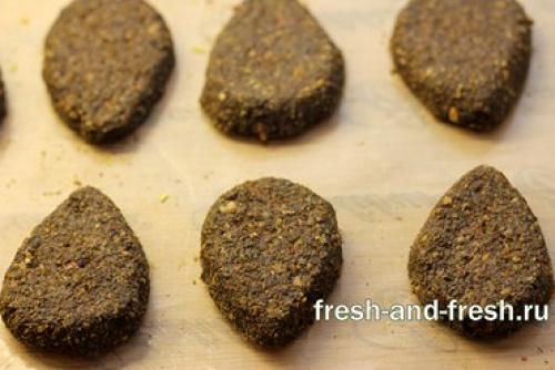 Сыроедческие котлеты