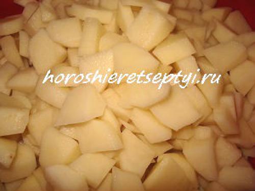 Свинина с капустой и картошкой в мультиварке. Ингредиенты: