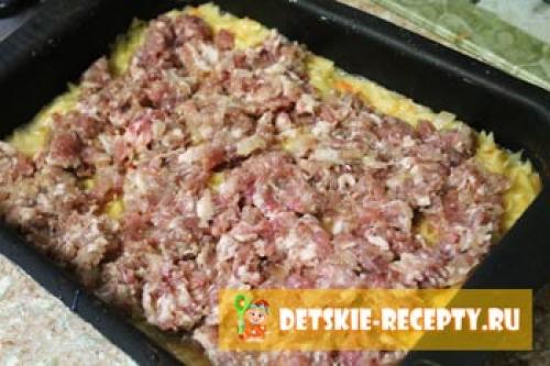 Картофельная бабка с фаршем в духовке. Картофельная бабка с фаршем