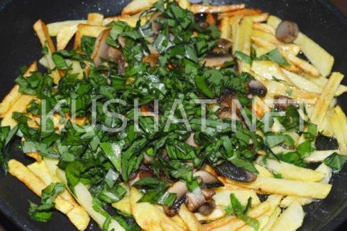 Жареная картошка с грибами скрипкина. Жареная картошка с грибами – рецепт