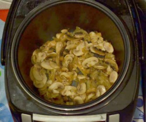 Паста с креветками и грибами в мультиварке. Сливочная паста с грибами в мультиварке Поларис