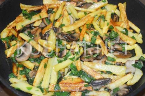 Жареная картошка с грибами скрипкина. Жареная картошка с грибами – рецепт