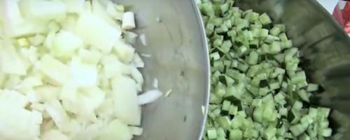 Как готовить рассольник с перловкой из банки. Рассольник с перловкой и свежими огурцами — рецепт супа в банках