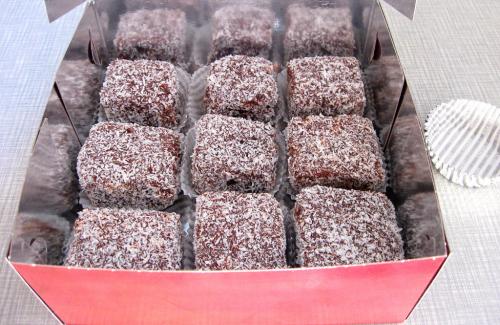 Шоколадно кокосовые пирожные. Кокосовые пирожные с шоколадом