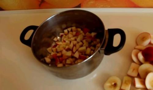 Яблочное пюре в микроволновке на зиму. Яблочное пюре на зиму в домашних условиях без стерилизации