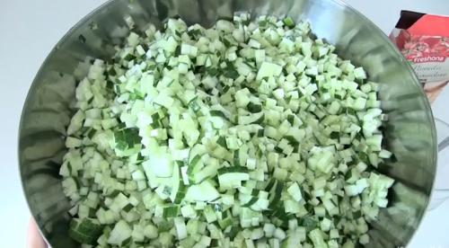 Как готовить рассольник с перловкой из банки. Рассольник с перловкой и свежими огурцами — рецепт супа в банках