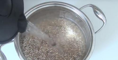 Как готовить рассольник с перловкой из банки. Рассольник с перловкой и свежими огурцами — рецепт супа в банках