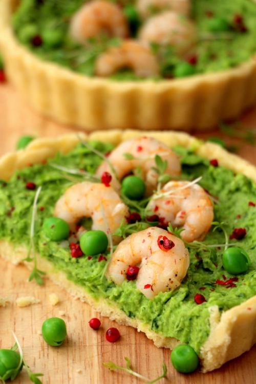 Мусс из зеленого горошка и миндаля. Маленькие тарты с горошком, миндалем и креветками