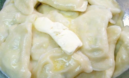 Вареники с творогом и укропом