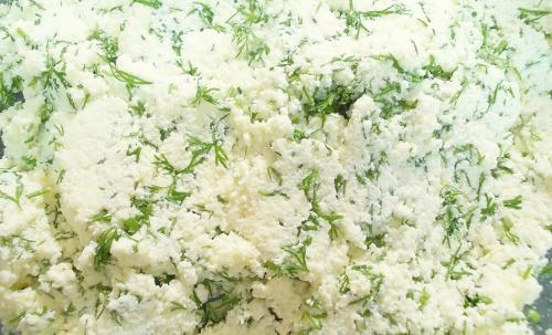 Вареники с творогом и укропом