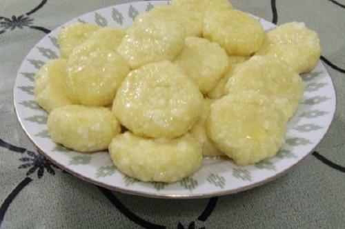 Ленивые вареники с творогом, как в детском саду: 4 самых вкусных рецепта