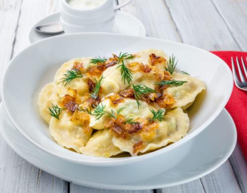 Вареники с картошкой рецепт.  Вареники с картошкой, салом и луком на заварном тесте.