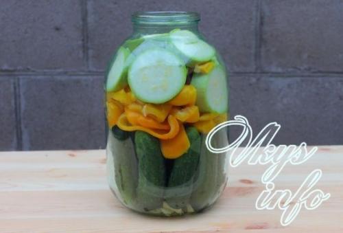 Ассорти с кабачками и цветной капустой на зиму. Овощное ассорти —, как мариновать огурцы с помидорами, цветной капустой, кабачком и болгарским перцем 18