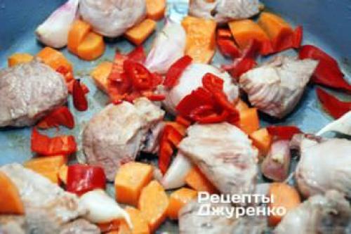 Рагу со свининой и овощами в казане. Овощное рагу со свининой в казане 03 Рагу со свининой и овощами в казане. Овощное рагу со свининой в казане 03