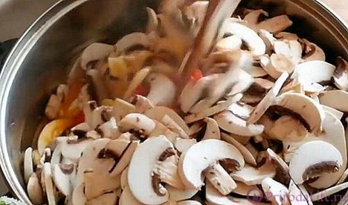 Шампиньоны с перцем болгарским. #1 Алена 09