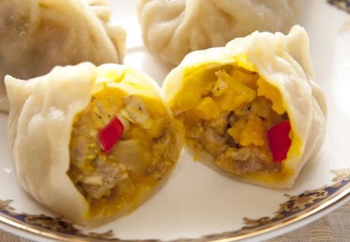 Вкусное тесто на манты. Тесто на манты: рецепт классический