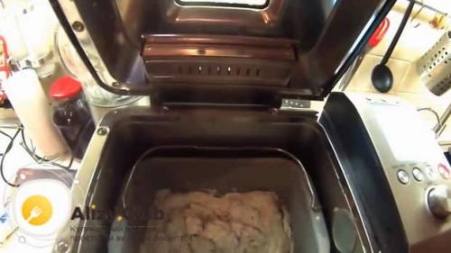 Хлеб с солодом на ржаной закваске. Ржаной хлеб с солодом в хлебопечке