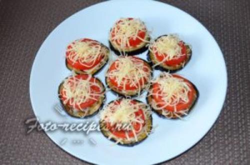 Жареные баклажаны с помидорами и сыром. Баклажаны с помидорами сыром и чесноком на сковороде, рецепт с фото