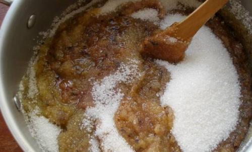 Джем сливовый с желатином. Джем из слив с какао и сливочным маслом