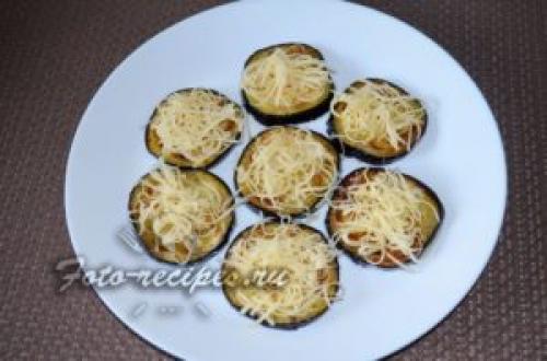 Жареные баклажаны с помидорами и сыром. Баклажаны с помидорами сыром и чесноком на сковороде, рецепт с фото