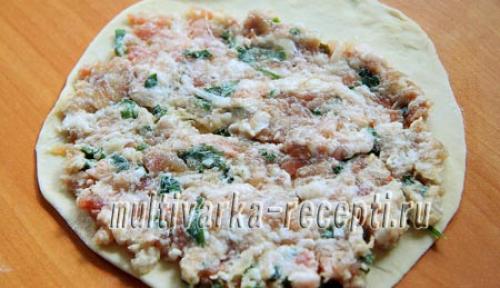 Сладкий рулет из пельменного теста. Рулетики из пельменного теста с фаршем в духовке