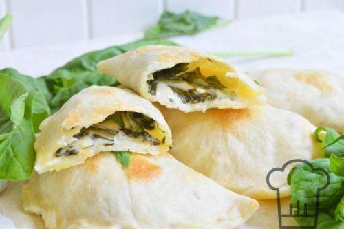 Чебуреки с плавленым сыром. Рецепт 3: чебуреки с сыром и зеленью (с фото)