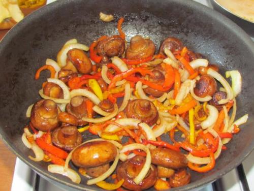 Шампиньоны с перцем болгарским. #1 Алена