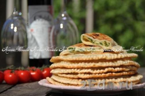 Чебуреки рецепт с брынзой. 13