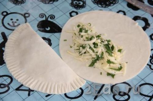 Чебуреки рецепт с брынзой. 18