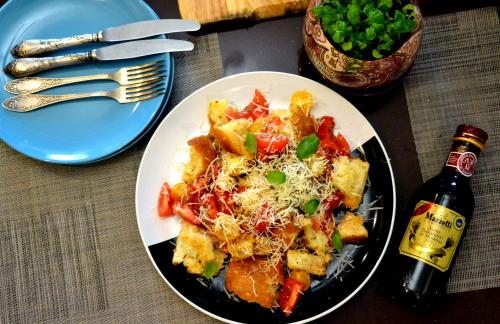 Тосканский салат от джейми оливера. Тосканский хлебный салат