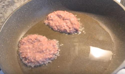 Печеночные оладьи пышные рецепт. Оладьи печеночные из говяжьей печени с рисом