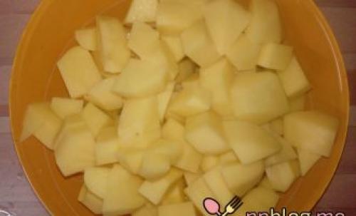 Рецепт мясо по-монастырски. Свинина в горшочках по-монастырски под слойкой