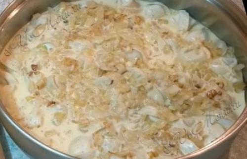 Пельмени с яйцами на сковороде. 17