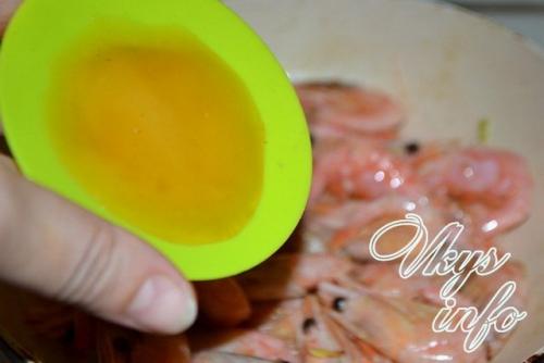 Жареные креветки с кетчупом и чесноком. Жаренные креветки с чесноком и имбирем 06 Жареные креветки с кетчупом и чесноком. Жаренные креветки с чесноком и имбирем 06