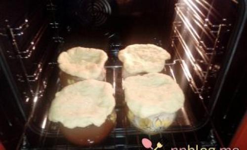 Рецепт мясо по-монастырски. Свинина в горшочках по-монастырски под слойкой