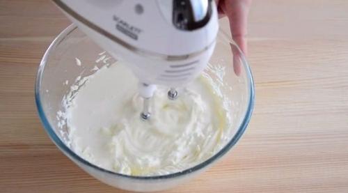 Крем с рикоттой и сметаной для торта. Идеальный крем для бисквита