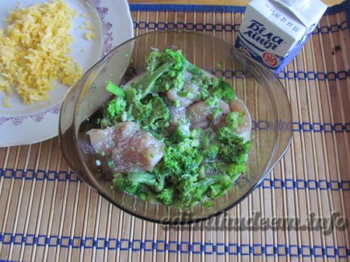 Куриная грудка с брокколи в духовке пп. Куриное филе с брокколи в духовке