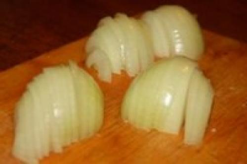 Азу с солеными огурцами. Азу из свинины с солеными огурцами и картофелем