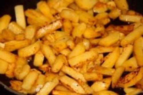 Азу с солеными огурцами. Азу из свинины с солеными огурцами и картофелем