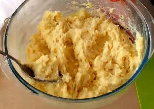 Зразы картофельные с курицей и сыром. Картофельные зразы с курицей