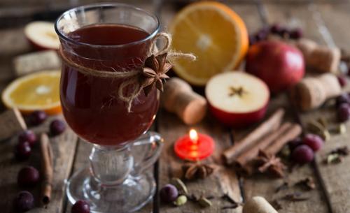 Глинтвейн с апельсином и яблоком. Рецепт глинтвейна с яблоками