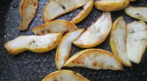 Салат с грушей и моцареллой. Салат с грушами, рукколой и моцареллой