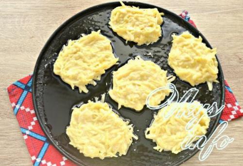 Оладьи картофельные в духовке. Оладьи из картофеля в духовке 08