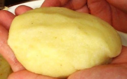 Зразы картофельные с курицей и сыром. Картофельные зразы с курицей