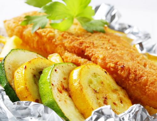 Рыба запеченная с кабачками в духовке. Рыба с кабачками, запеченная в духовке: рецепт