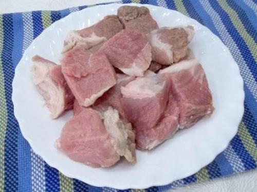 Шашлык на шпажках. Вкусный шашлык в духовке на шпажках из свинины — пальчики оближешь