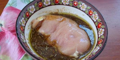 Индейка запеченная. Индейка в духовке - как приготовить. Рецепты запеченной индюшки